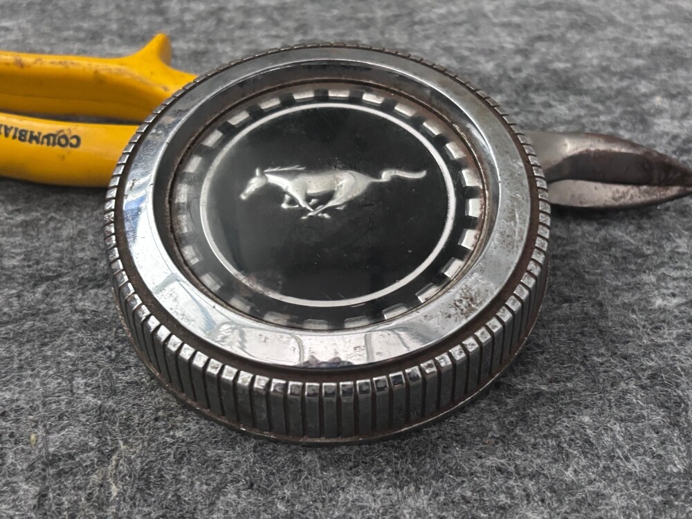Vintage Ford Mustang Gas cap with Emblem